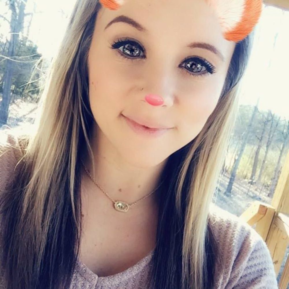 Meet your Posher, April